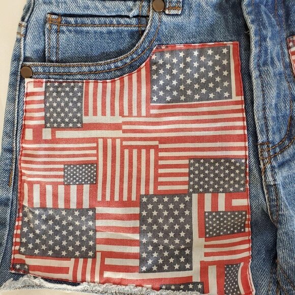 Denim Cut Off Shorts Forever 21 American Flag Red White Blue Distressed 24 NEW - Picture 2 of 4